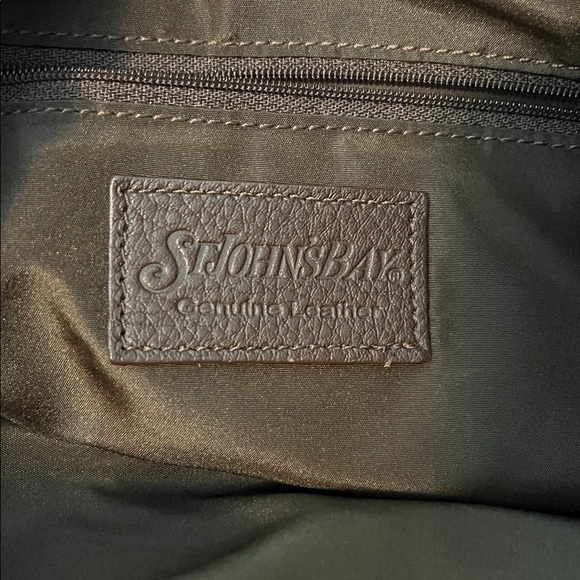 Elegant Genuine Leather Handbag - Picture 8 of 11